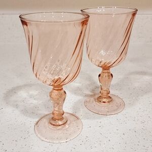 Vintage Luminarc France 'Rosaline Pink' Swirl Wine Glasses 2
